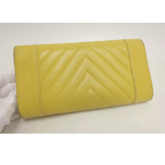 Authentic CHANEL CC Chevron V Stitch Leather Bifold Long Wallet 💝 - Picture 4 of 11
